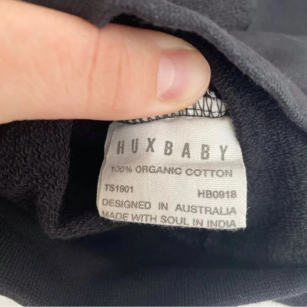 Huxbaby‎ sweat jacket black zip front bear appliqué collarless size 4 years